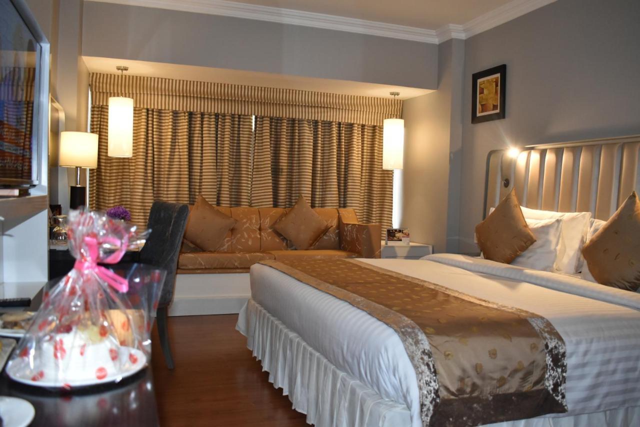 Ramada Plaza By Wyndham Karachi Airport Hotel Экстерьер фото A room at the hotel