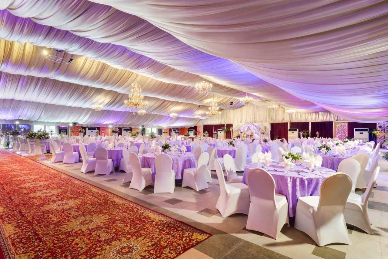 Ramada Plaza By Wyndham Karachi Airport Hotel Экстерьер фото The Grand Ballroom